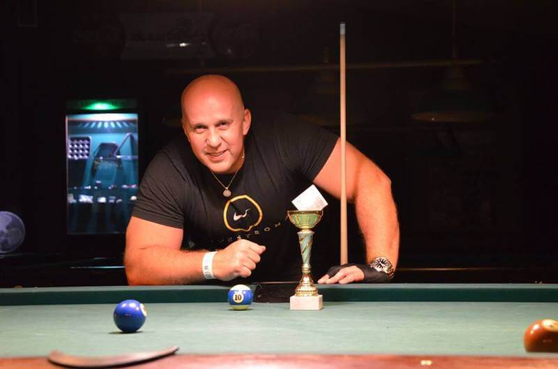 Na zdjęciu zwycięzca turnieju - Krzysztof Śliwiński ( fot.fanpage klubu bilardowego Ósemka w Rzeszowie ) Krzysztof Śliwiński